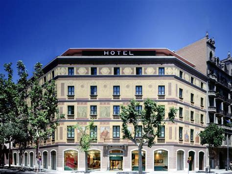 hoteli - ešample|12 Things to do in the Heart of Barcelona: The Eixample.